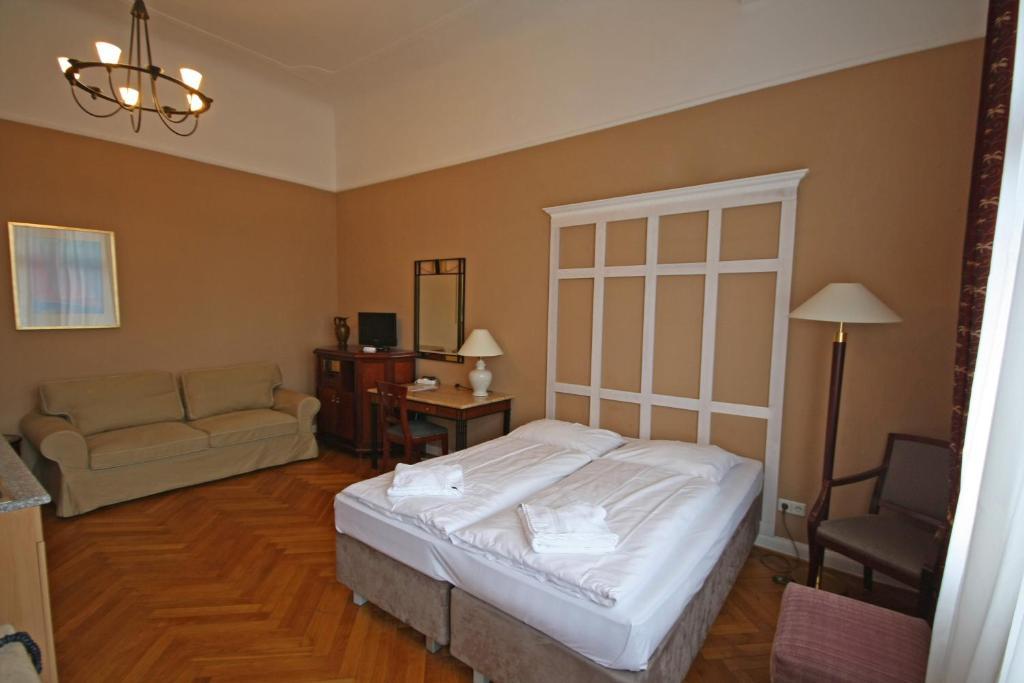 Hotel Am Adenauerplatz Berlin Pokój zdjęcie