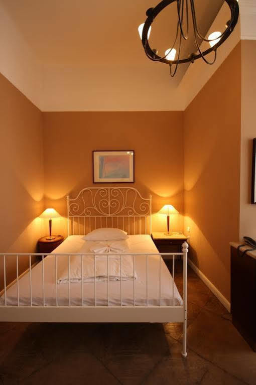 Hotel Am Adenauerplatz Berlin Zewnętrze zdjęcie