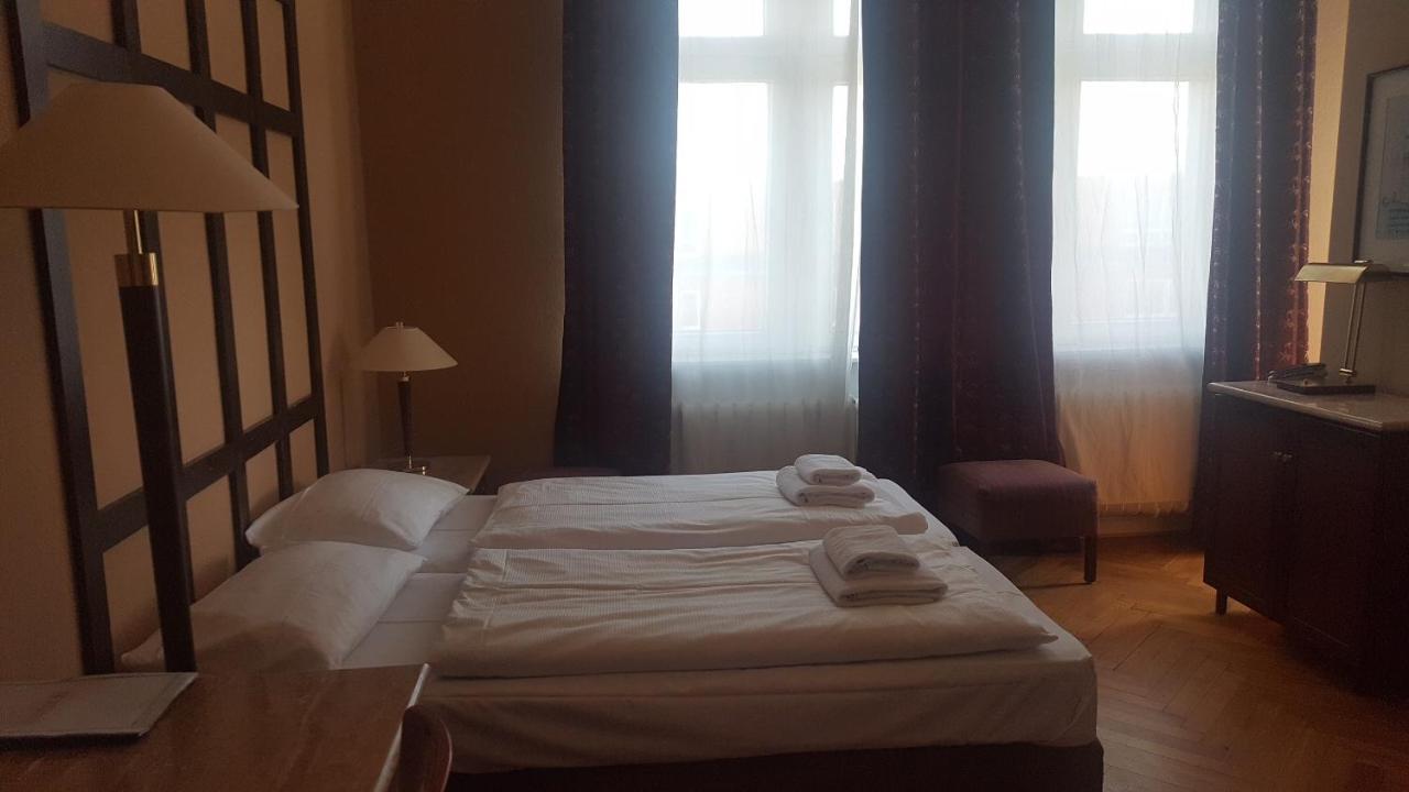 Hotel Am Adenauerplatz Berlin Zewnętrze zdjęcie