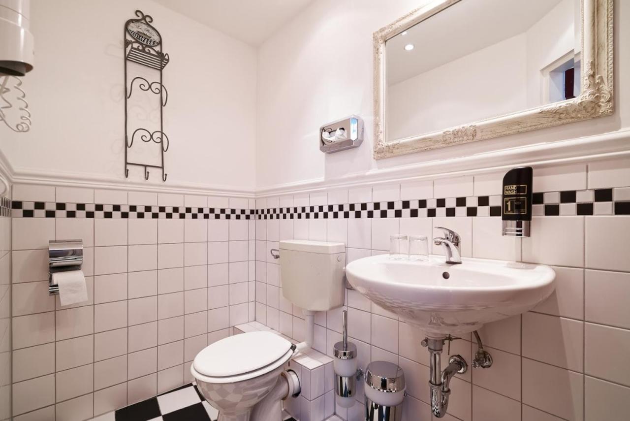 Hotel Am Adenauerplatz Berlin Zewnętrze zdjęcie