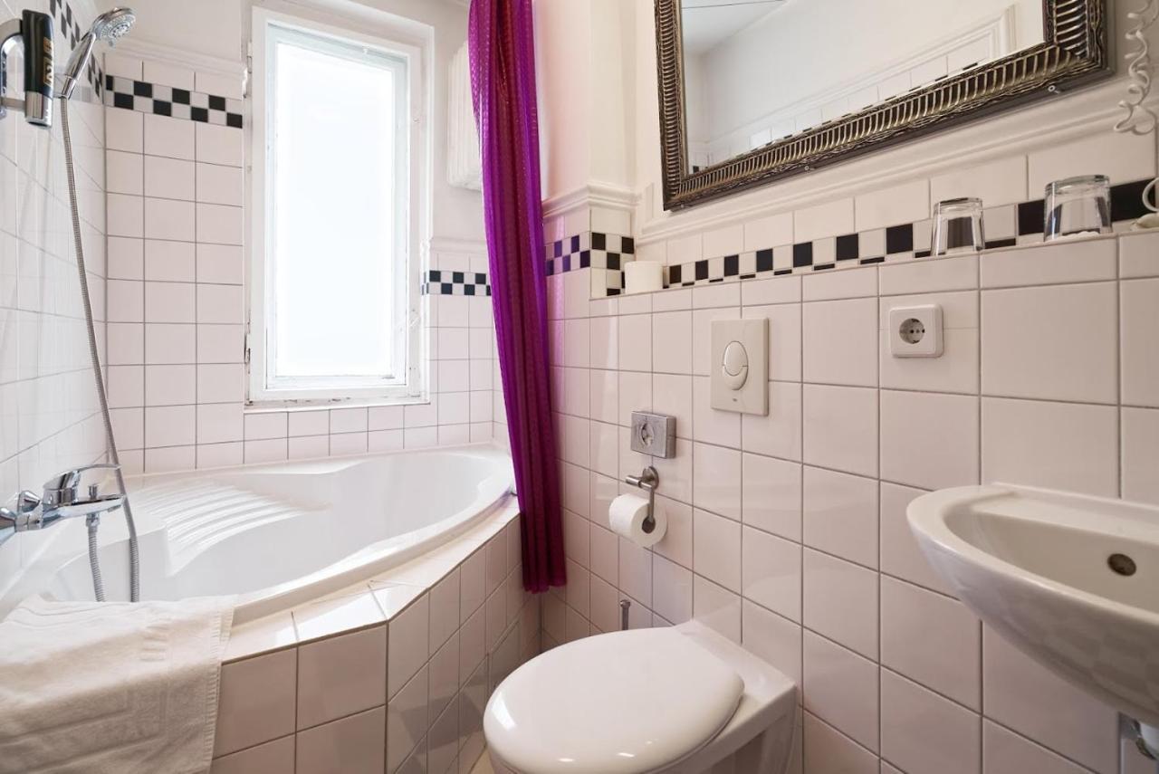 Hotel Am Adenauerplatz Berlin Zewnętrze zdjęcie
