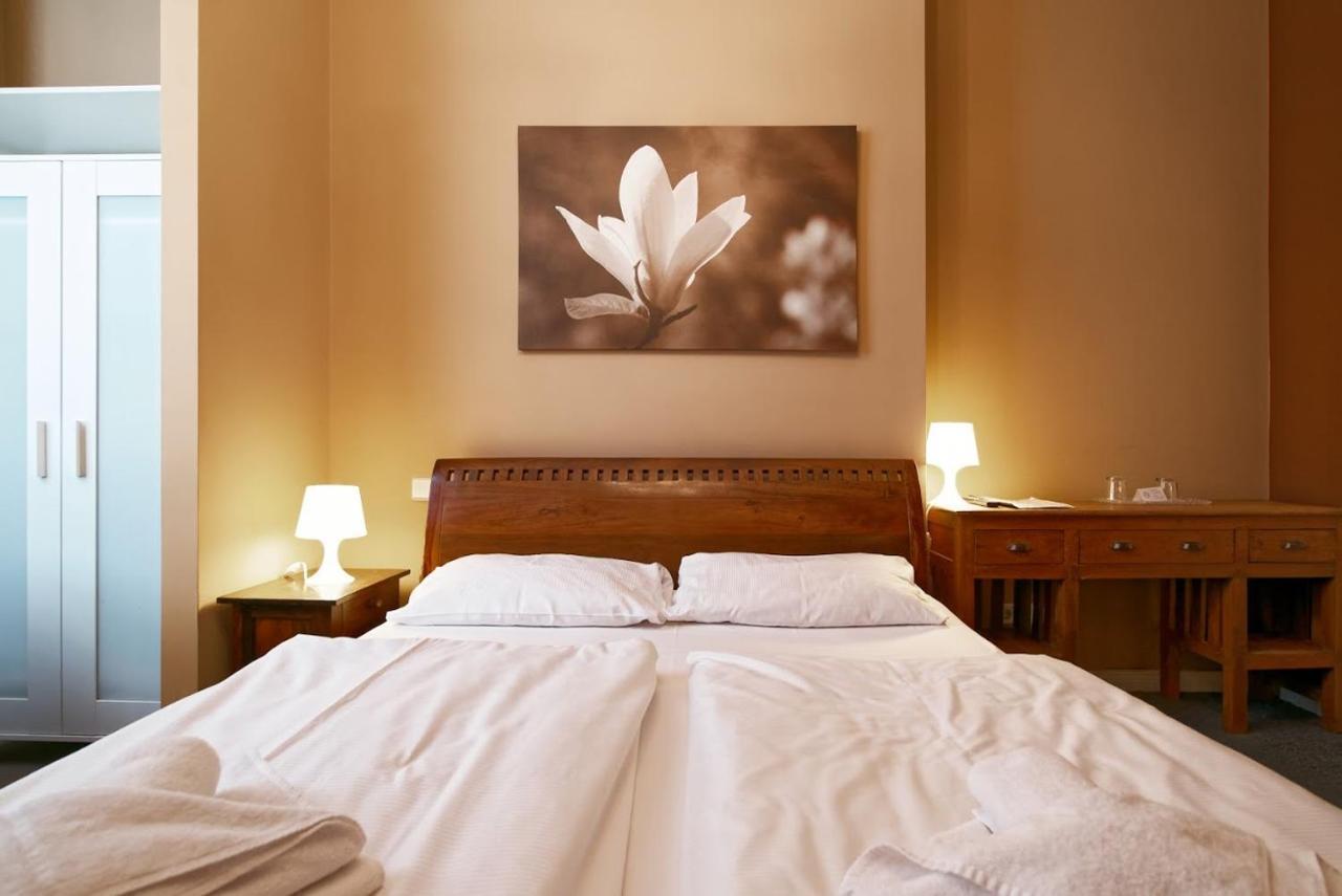Hotel Am Adenauerplatz Berlin Zewnętrze zdjęcie