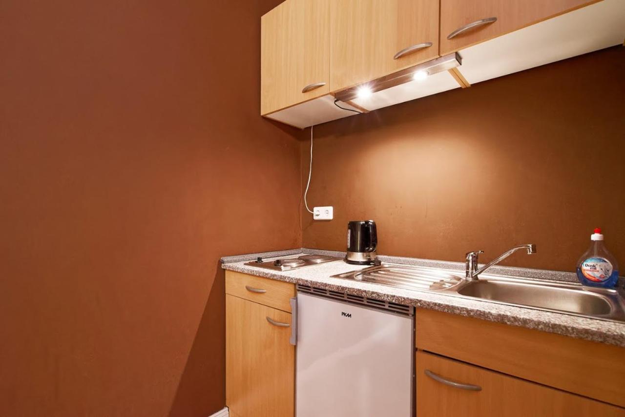 Hotel Am Adenauerplatz Berlin Zewnętrze zdjęcie